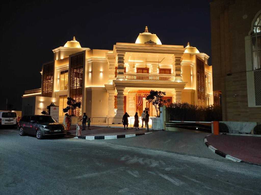 An Overview About Beautiful Jebel Ali's Hindu Temple