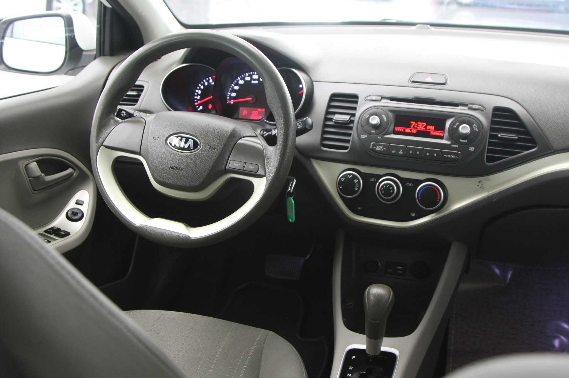 Rent Kia Picanto 2015-pic_5