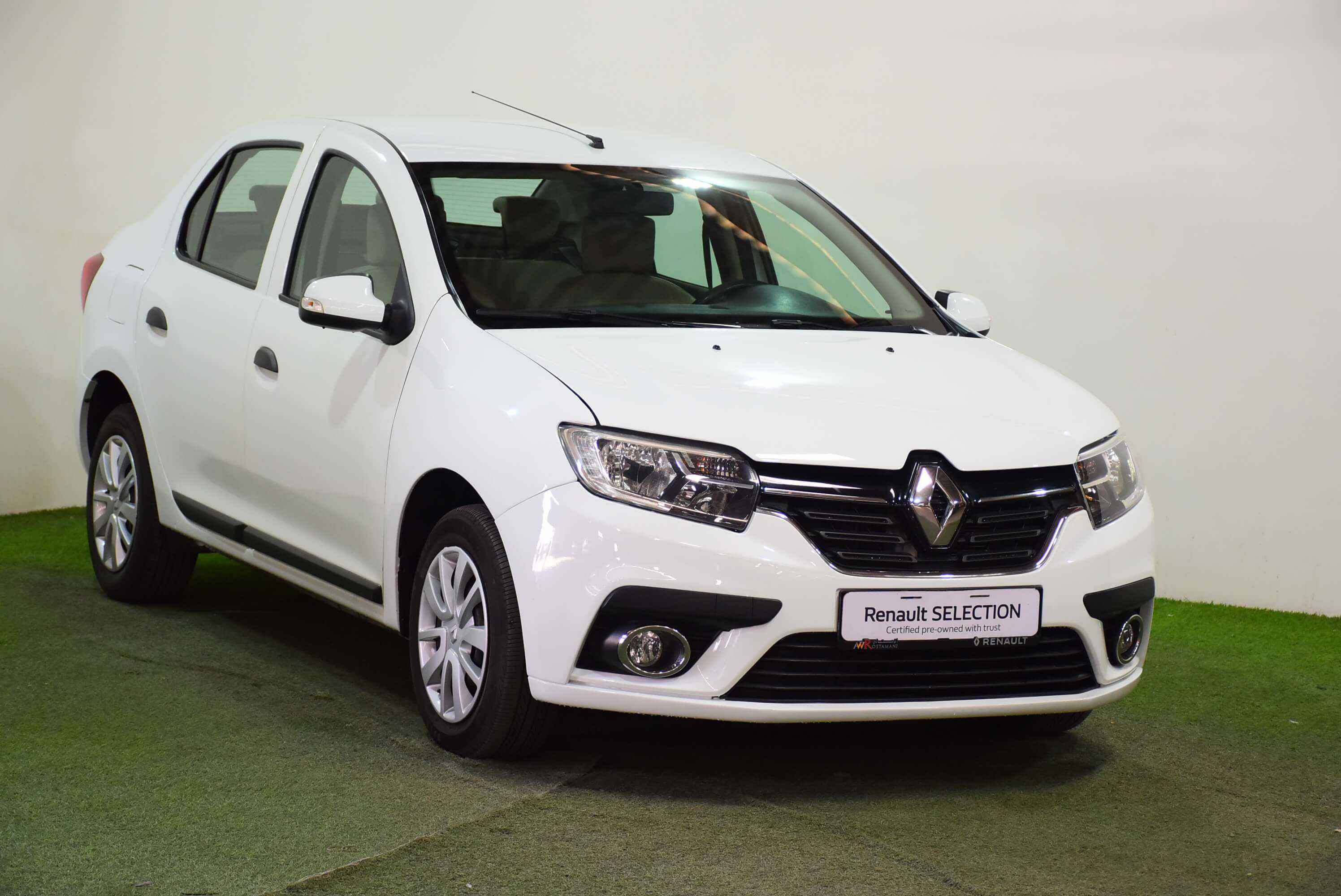 Rent Renault Symbol 2020-pic_2