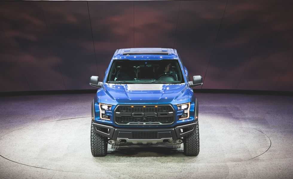 XLT SPORT + LEATHER SEAT + NAVIGATION / 2017 / GCC / WARRANTY + FREE SERVICE UP 160,000KM / 1670DHS-pic_4