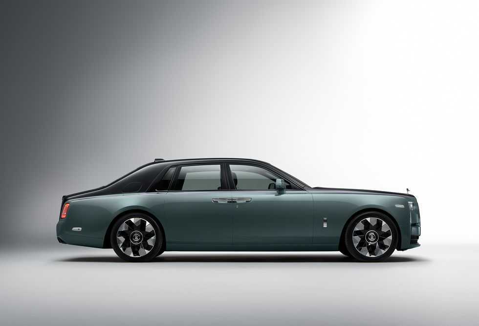 2022 BRAND NEW ROLLS ROYCE PHANTOM BESPOKE | GCC | DEALER WARRANTY SERVICE | INDIVIDUAL SEATS-pic_1