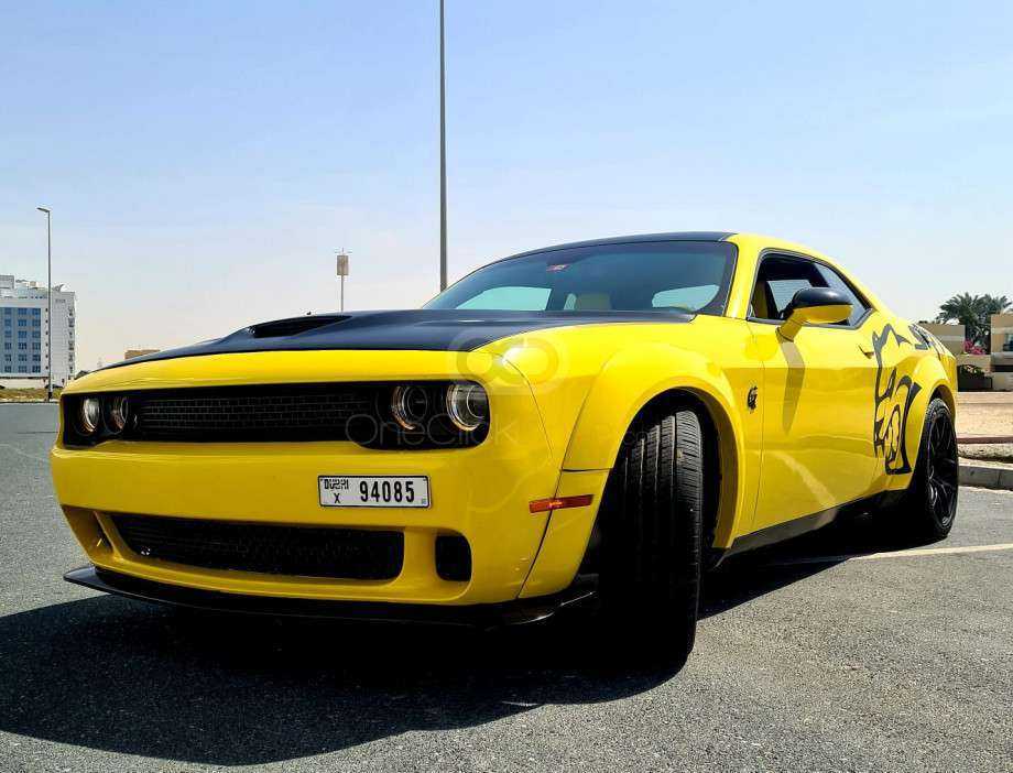 Rent Dodge Challenger R/T Scat Pack V8 - Power & Style-pic_4