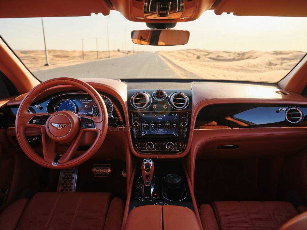 RENT BENTLEY BENTAYGA 2017 IN DUBAI-pic_4