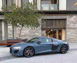 RENT AUDI R8 COUPE V10 2022 IN DUBAI-pic_2