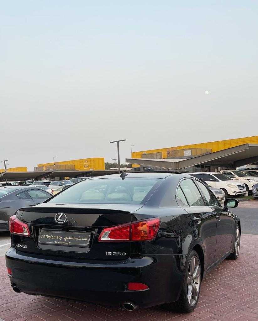 Lexus is250-pic_2