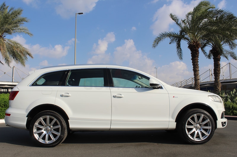 Audi Q7 S-line-pic_1