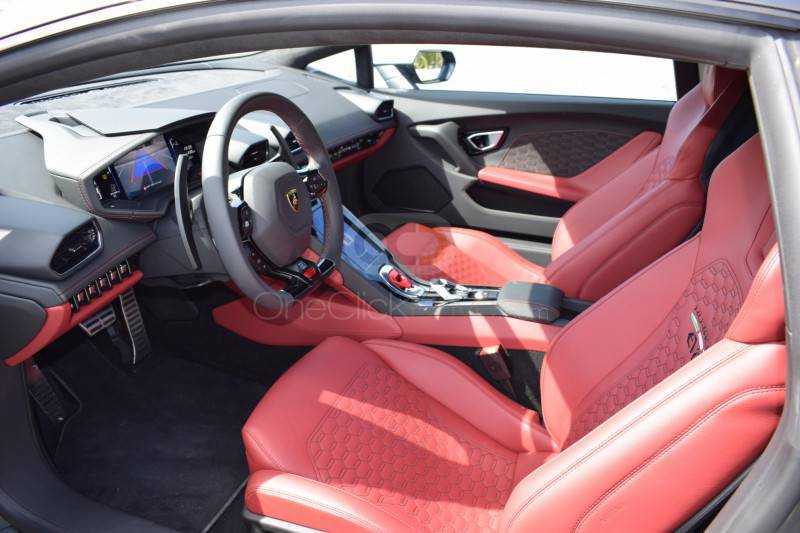 RENT LAMBORGHINI HURACAN EVO 2020 IN DUBAI-pic_4