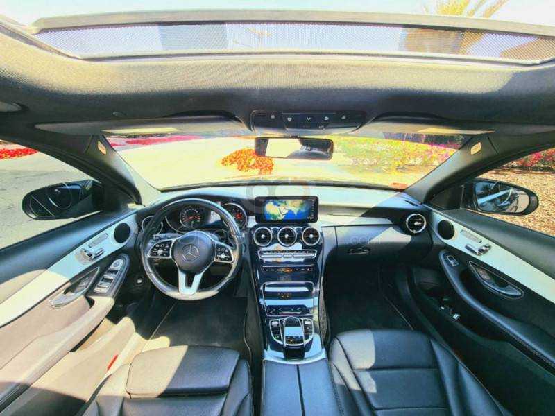 Rent Mercedes Benz C300 2019 in Dubai - Luxury & Performance-pic_4