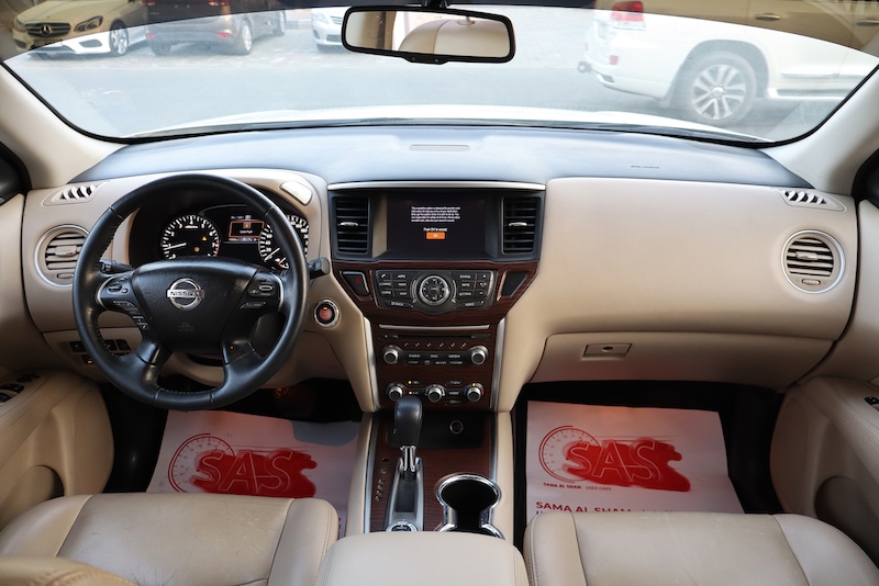 Nissan Pathfinder SV-pic_5