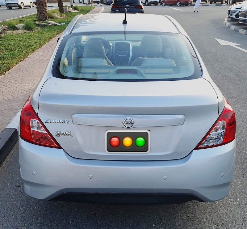 Nissan Sunny-pic_5