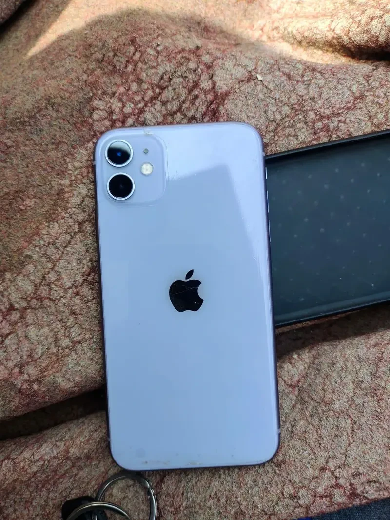 I phone 11 - Sky-blue 128 GB-image